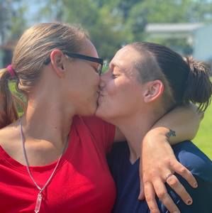 Meet your Posher, Robyn n